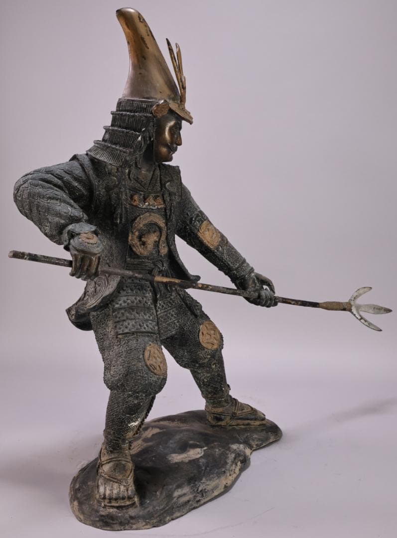 時代金工　明治期　ブロンズ像　加藤清正　薙刀　置物　床飾　高58㎝　BK091