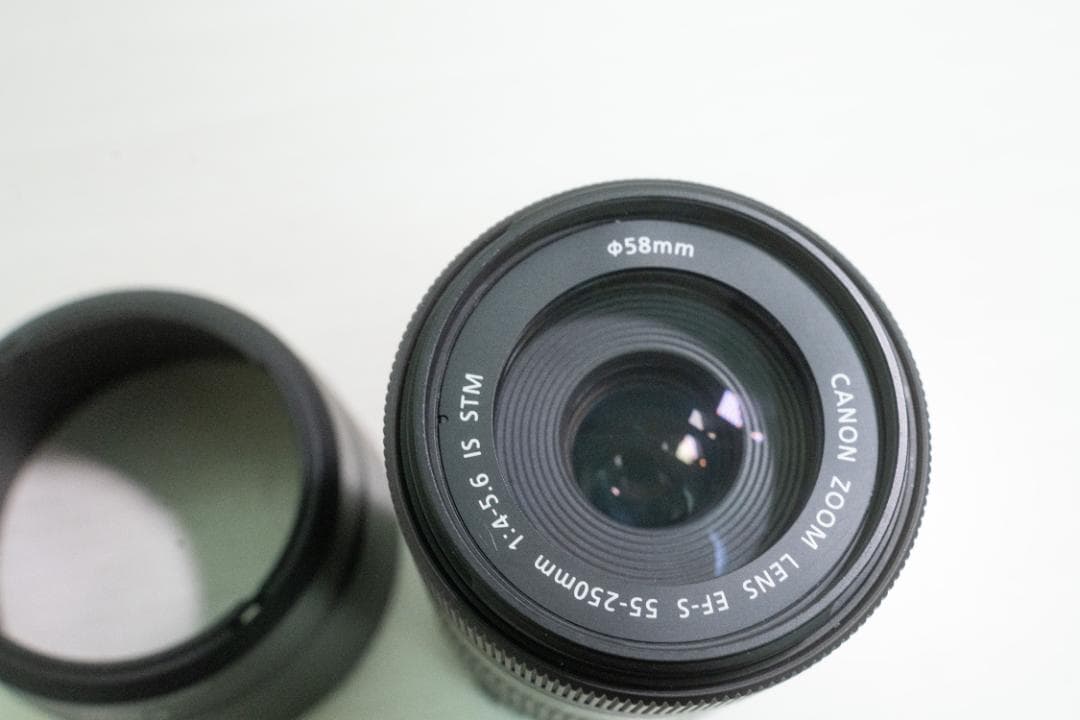 【純正フード付】キヤノン EF-S 55-250mm f4-5.6 IS STM