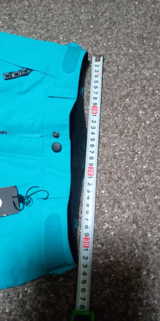 オニール　アクア　ターコイズ スノーボードパンツ 女性用　60 新品　タグ付