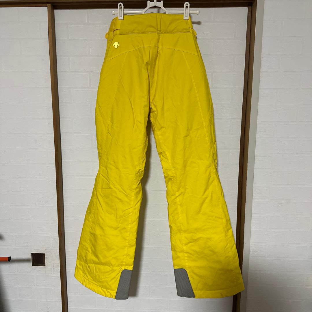 新品 タグ付 デサント スキーウェア スノボウェア ヒートナビ 上下セット L