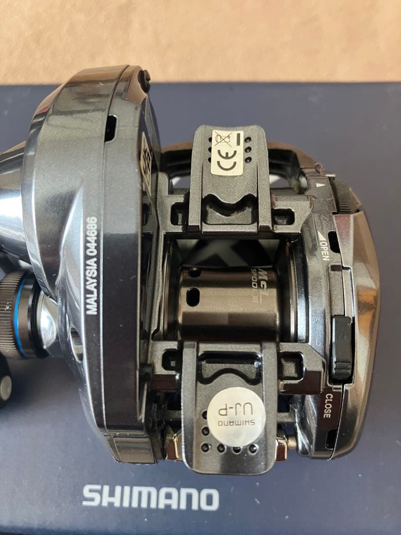 SHIMANO SLX DC XT 70 ベイトリール