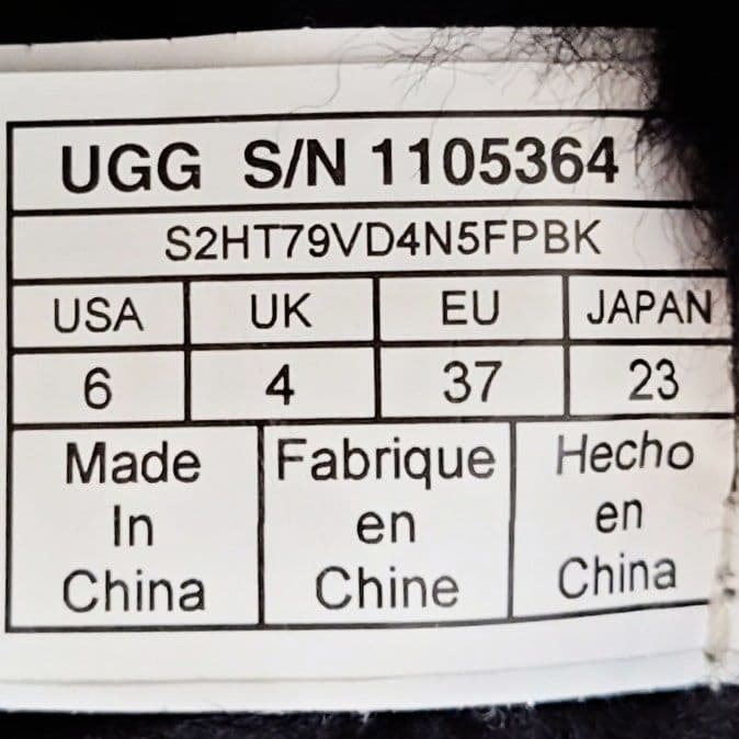 未使用 アグ クラシック ブリング ミニ グリッター ムートンブーツ EMU