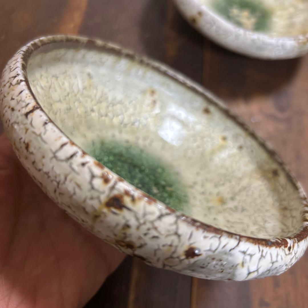 作家　陶芸作家　4.5寸鉢　２つ　ビードロ粉引き