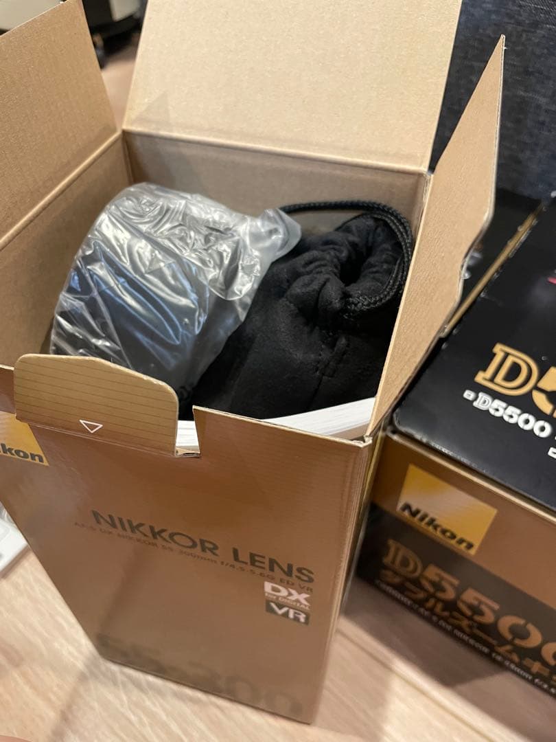 使用回数少な目！美品⭐︎Nikon D5500 ダブルズームキット