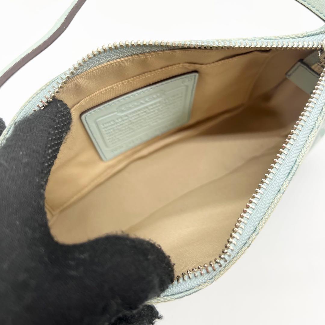 バッグ Coach 6094 Signature Accessory pouch y2k