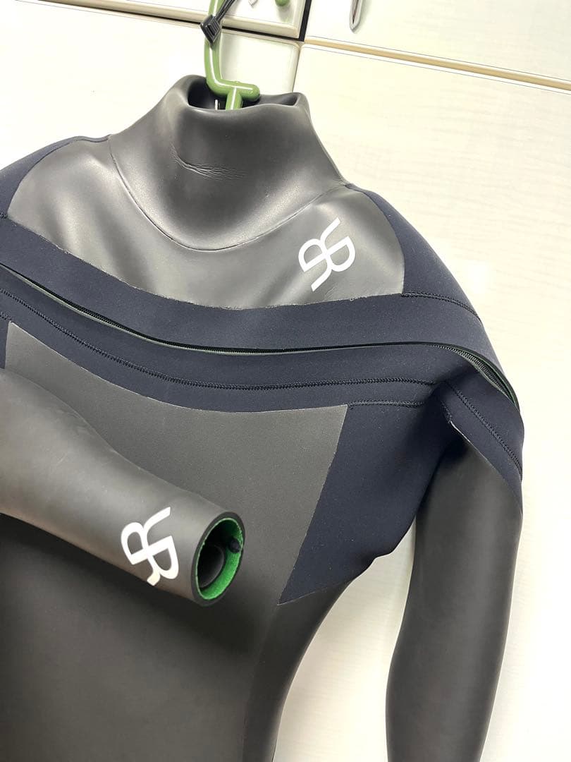 ★新品132,000円★メンズL/MLラッシュRASHウェットスーツ　セミドライ