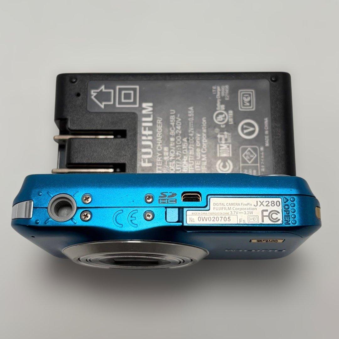 動作品✨FUJIFILM 富士フイルム FinePix JX280 デジカメ