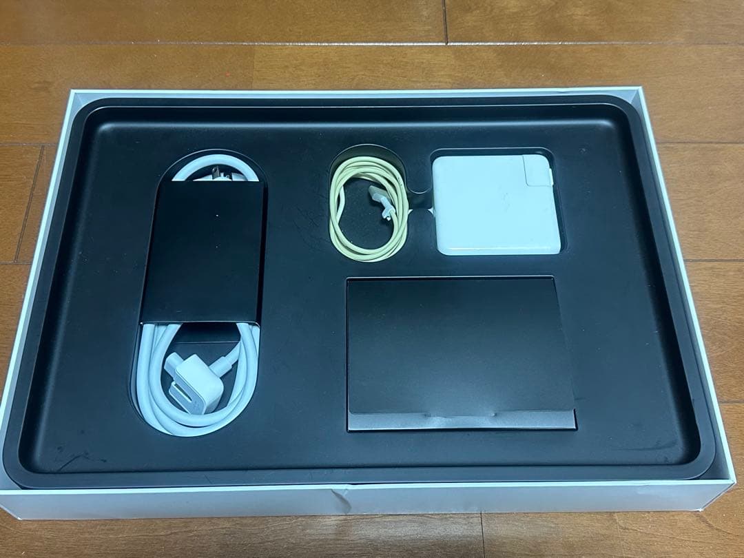 MacBook本体 MacBook Pro (Retina, 15-inch,mid2015)