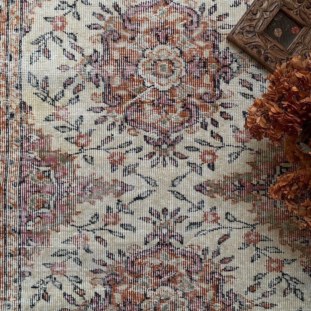 ペールオレンジ200×97 フラワーメダリオン　トルコヴィンテージラグ