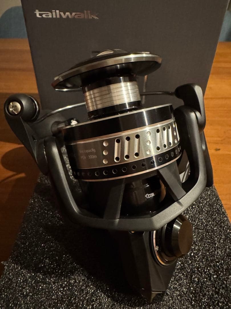 リール tailwalk STEALZ 8000