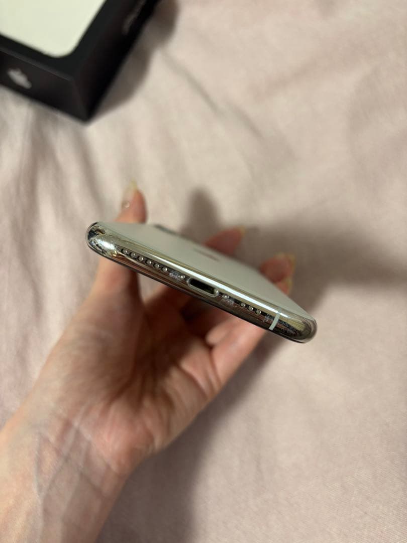 iPhone11pro 本体　256GB 正規イヤホン付き