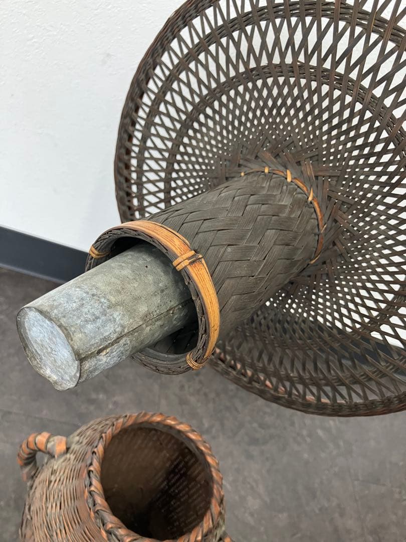 taka！古美術 生花 竹籠 花籠 唐物 花器　三足　古道具　籐