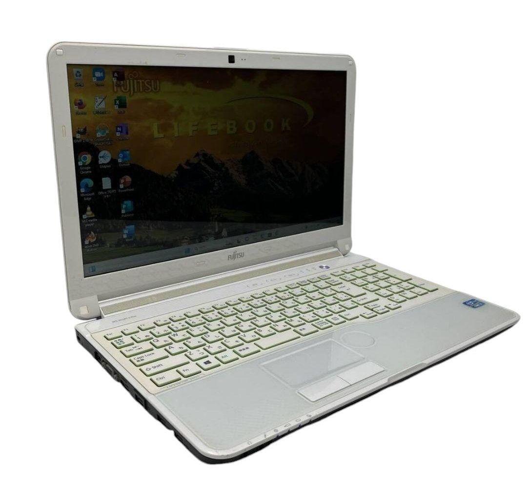 富士通Core i7/SSD/メモリ16GB /Office2021＆Win11