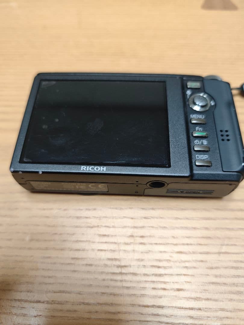 RICOH R10 コンデジ