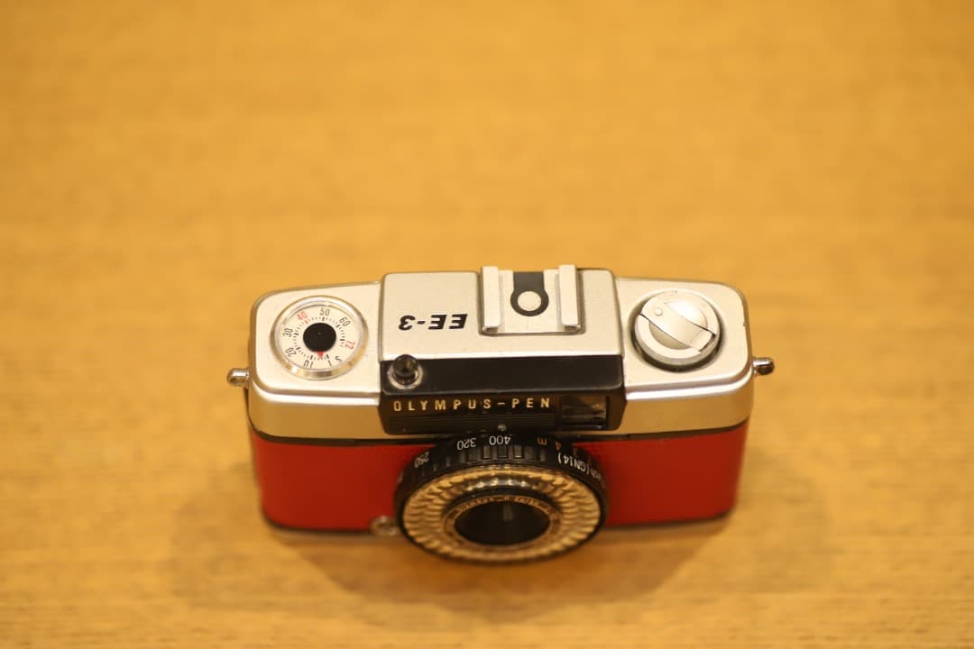 オリンパス Pen EE-3 f3.5 D.zuiko ハーフサイズ判