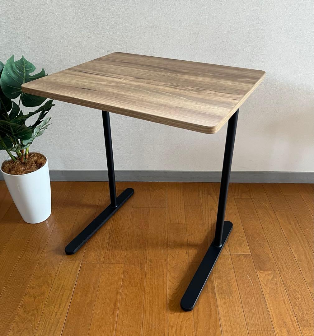 コクヨ　サイドテーブル　8.8万　デスク　シンプルモダン　グッドデザイン賞　北欧