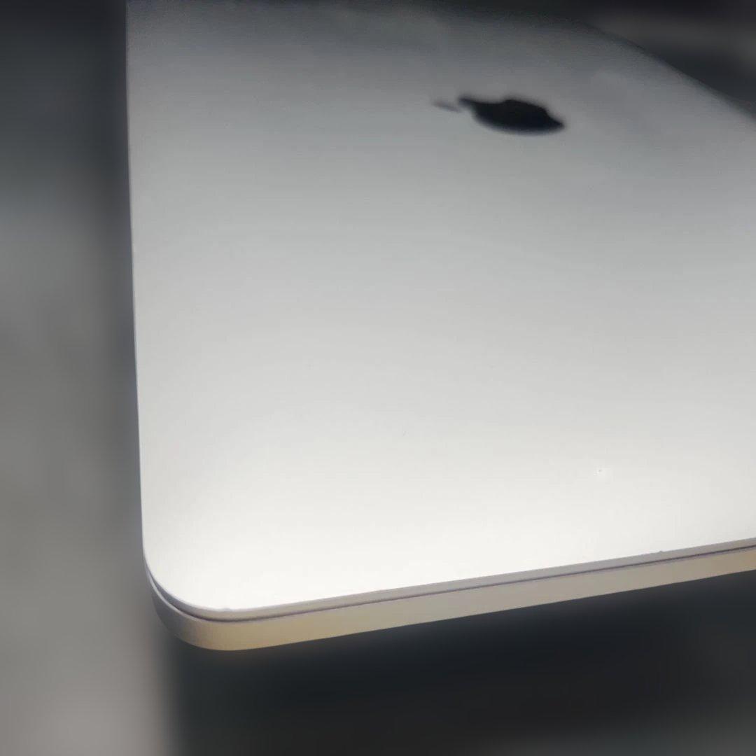 MacBook Pro (2020) 13inch　32GB 512GB