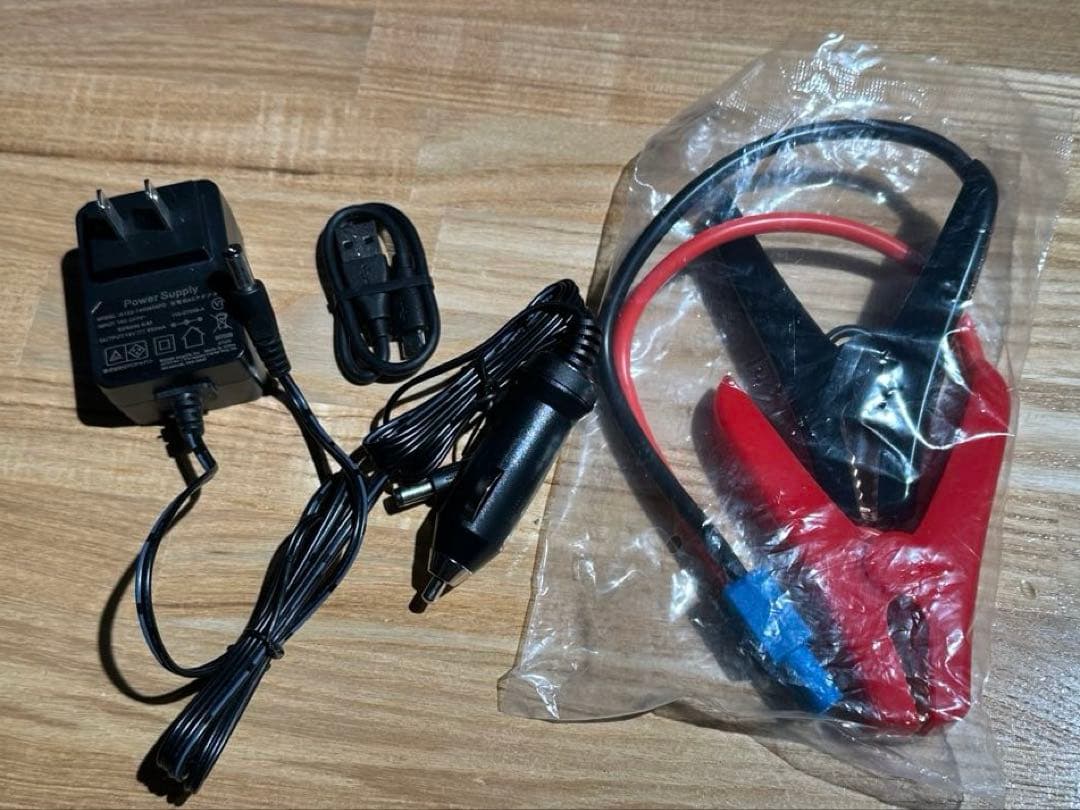 スマホアクセサリー Supreme mophie power station Go