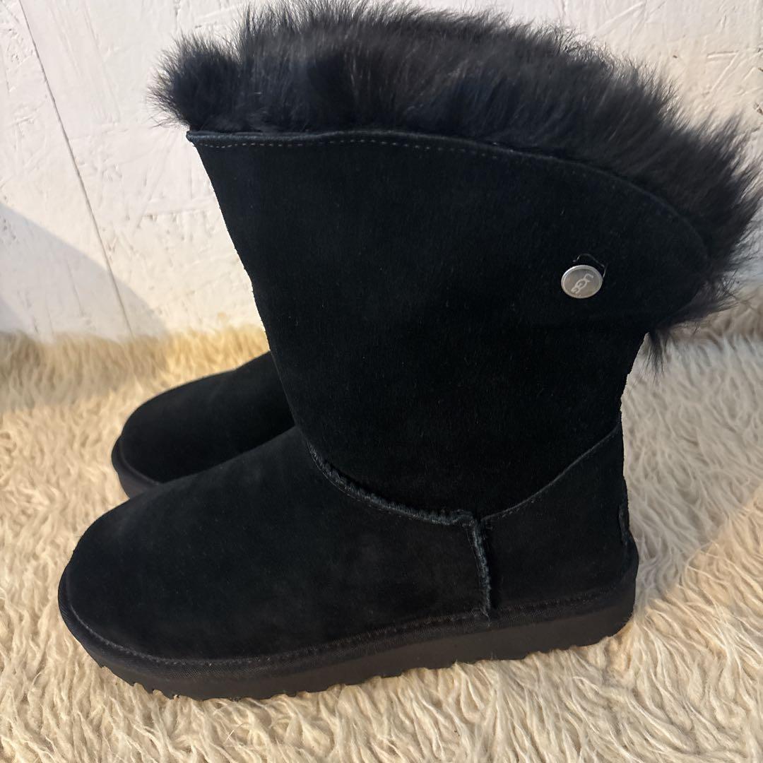 未使用品　UGG Valentina 'Black' ヴァレンティーナ　黒　25