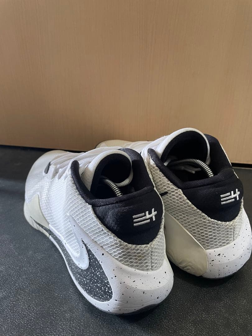 シューズ(男性用) NIKE zoom freak1