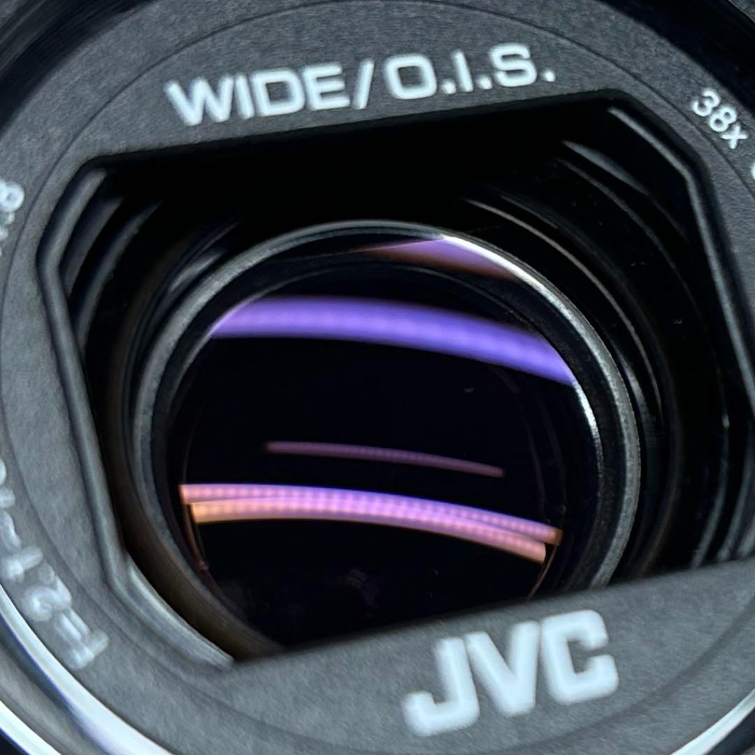 JVCビデオカメラ　Everio GZ-E565 エブリオ　バッテリー2コ