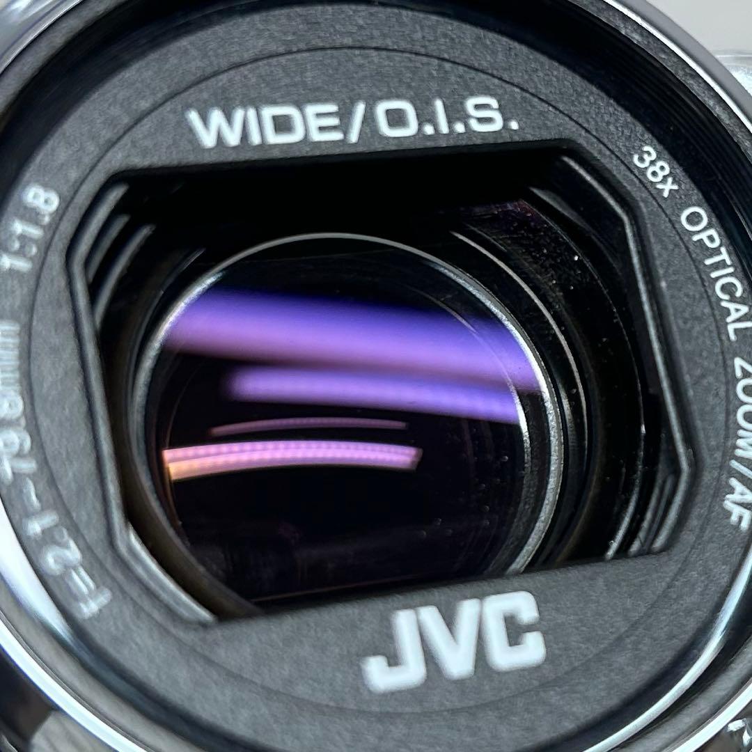 JVCビデオカメラ　Everio GZ-E565 エブリオ　バッテリー2コ