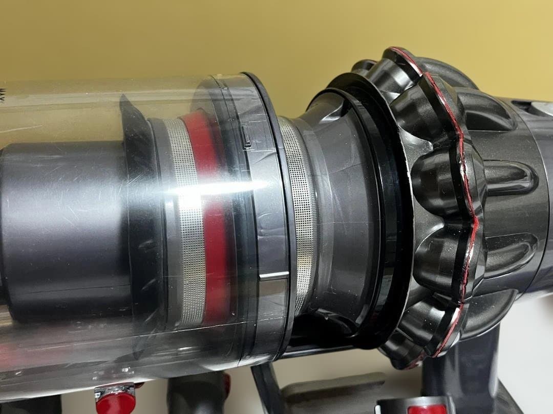 お買い得！47分稼働Dysonダイソン　サイクロンクリーナーSV12/V10良品