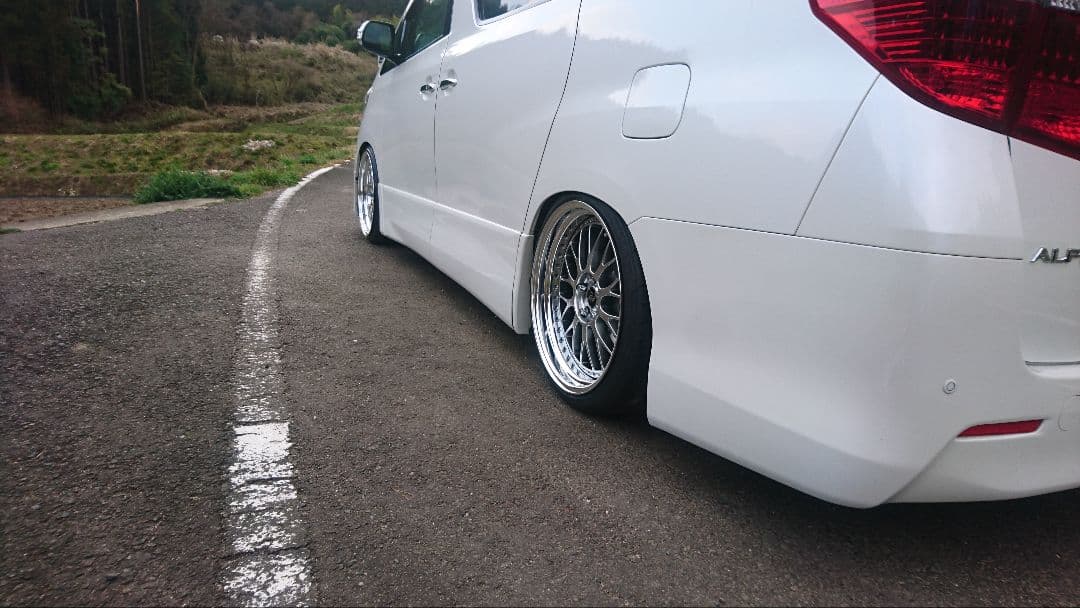 WORK ジスタンス W10M 20インチ 4本