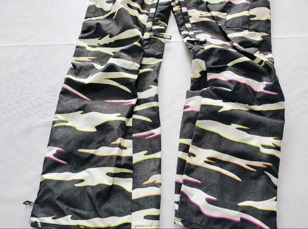 【新品】フェニックス X-niX(エクスニクス) スキーウェア セットアップ