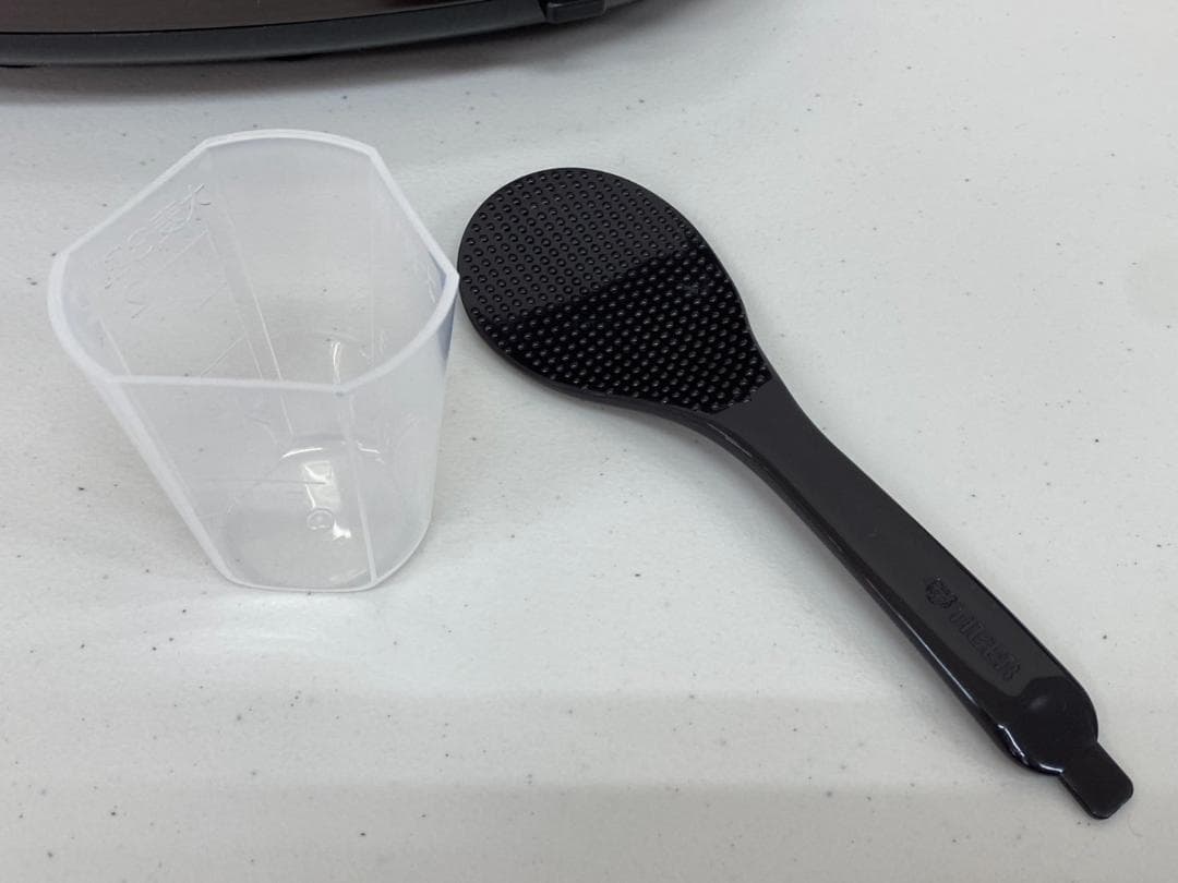 美品 タイガー IHジャー炊飯器10合炊き JPW-D180 炊飯ジャー