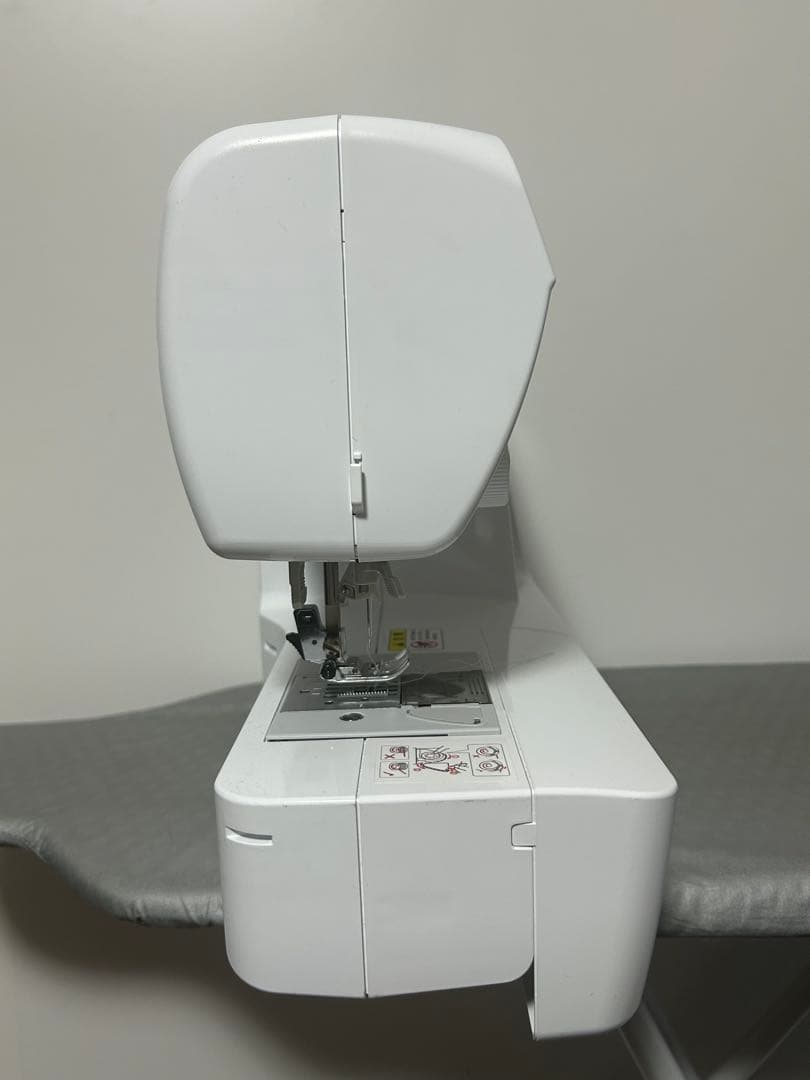 brother コンピュータミシンSENSIA130　CPN5102 カバー付