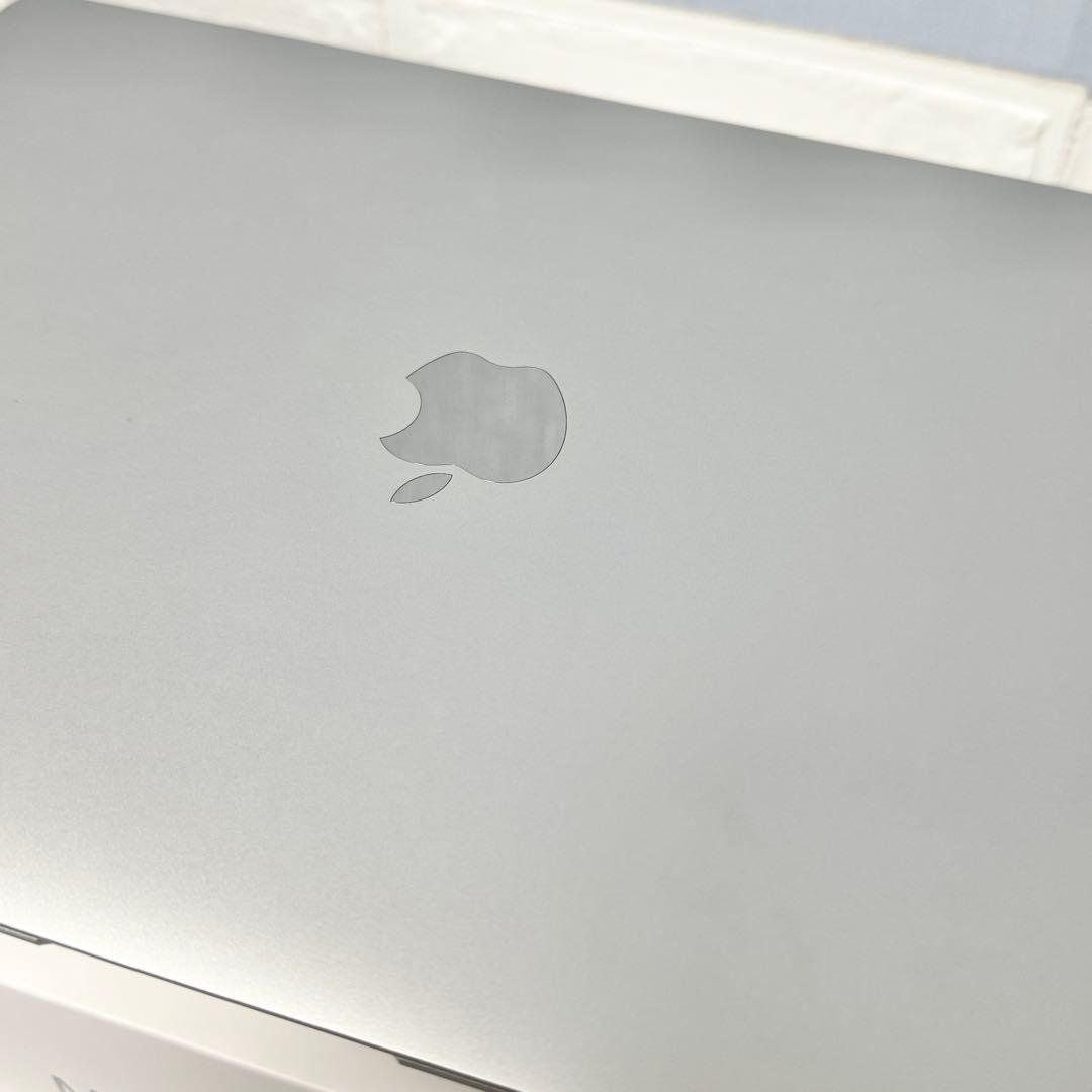 【美品】Macbook Air M1 2020 シルバー 16GB/256GB