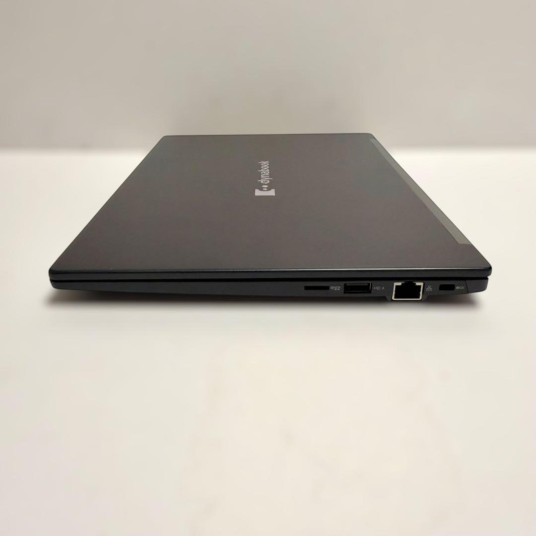 超美品 バッテリー最大容量97％ dynabook G83/LW 2024年製