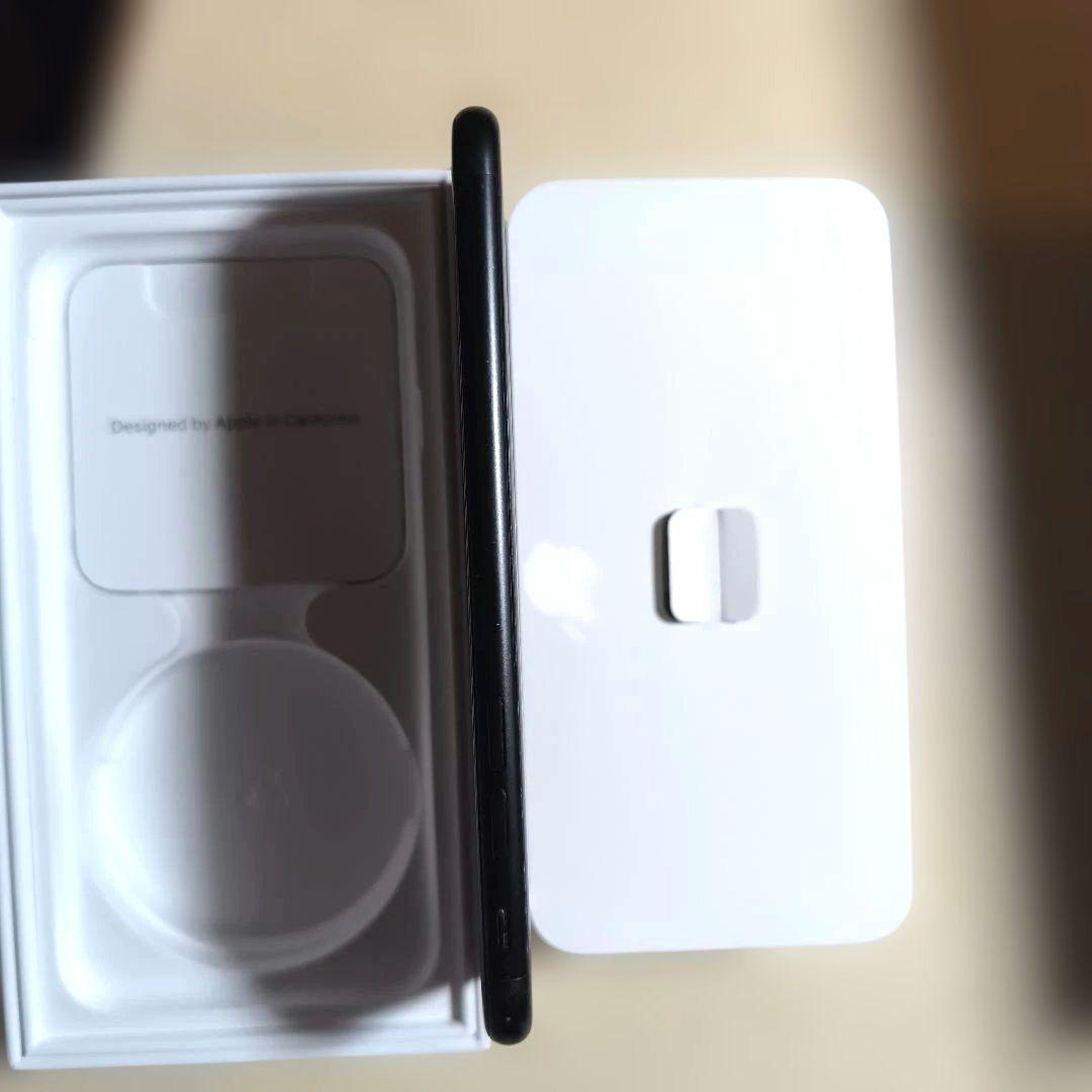 Apple iPhone SE2 本体