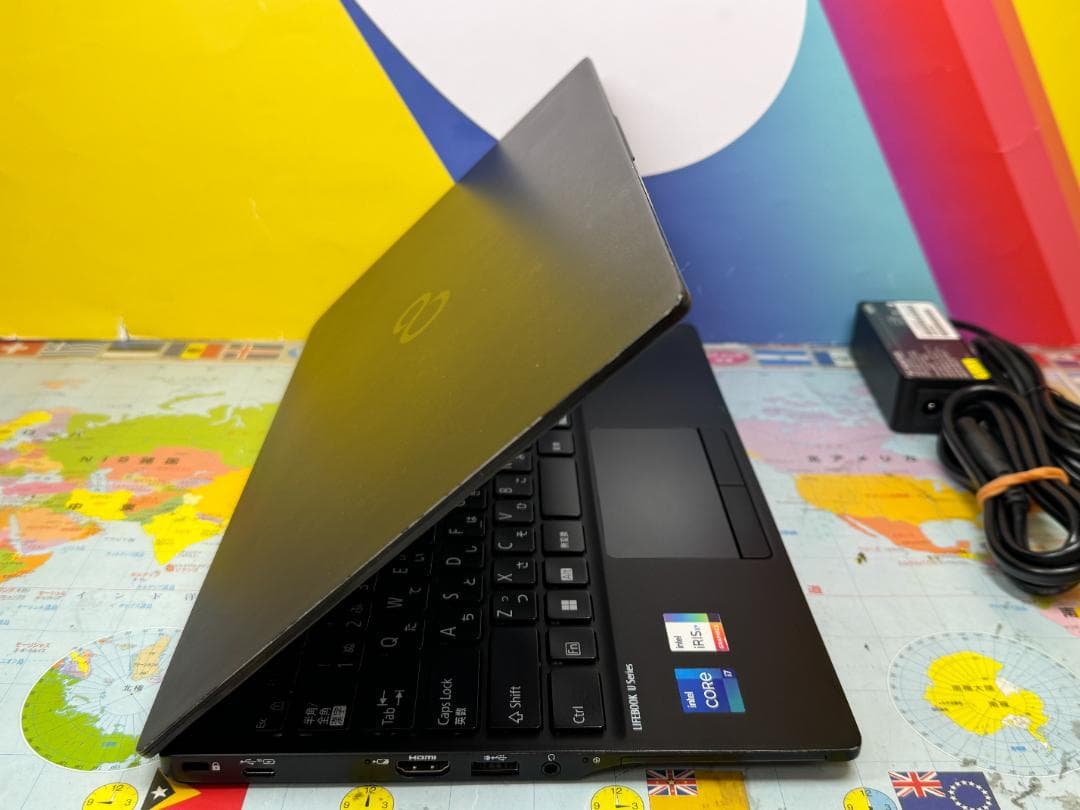 第12世代i7・16GB・LTE 富士通 U9312/K 13.3型 良品