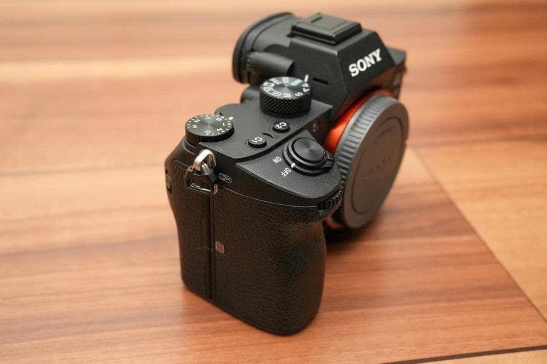 SONY α7III ミラーレス一眼 本体