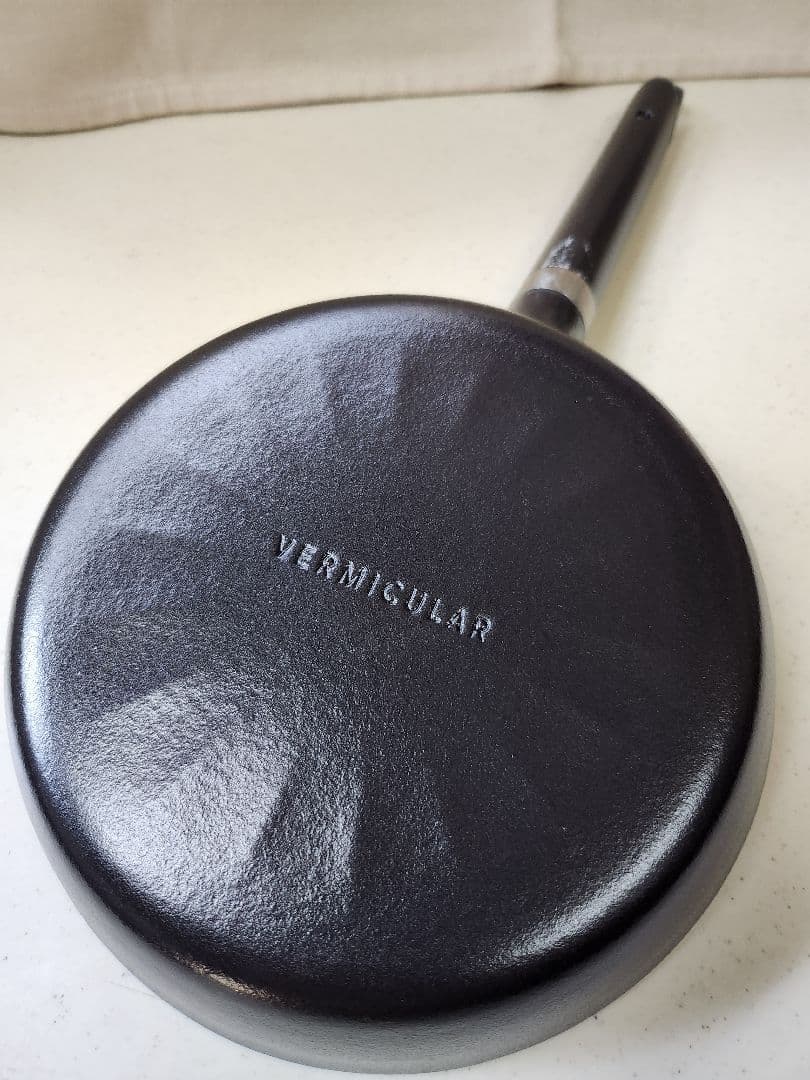 バーミキュラ　オーブンセーフスキレット 20cm　蓋セット