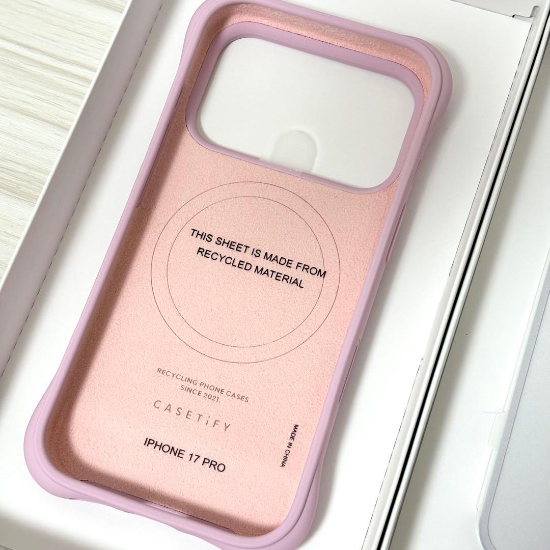 【未使用】CASSETIFY iPhone 17Pro ウェーブシリコンケース