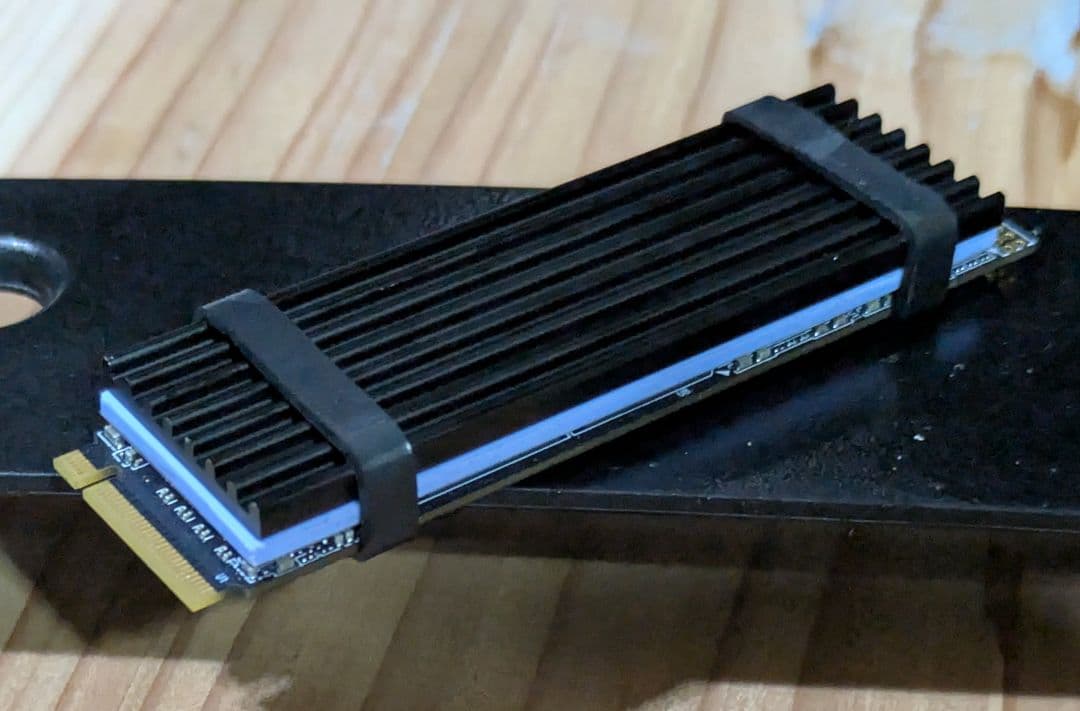 伸*矢様 M.2 NVMe SSD 2TB 2280