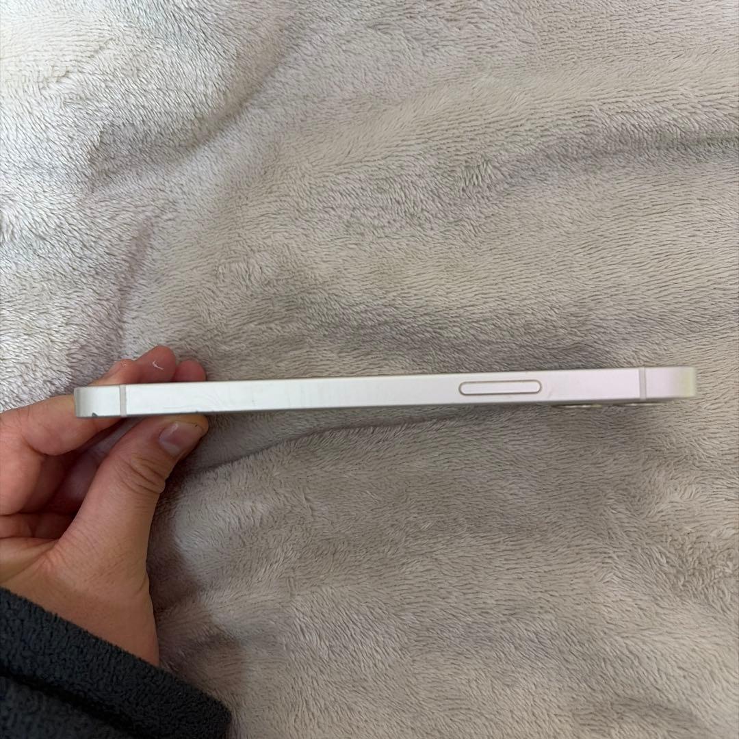 Apple iPhone12 128GB ホワイト　SIMロック解除済み