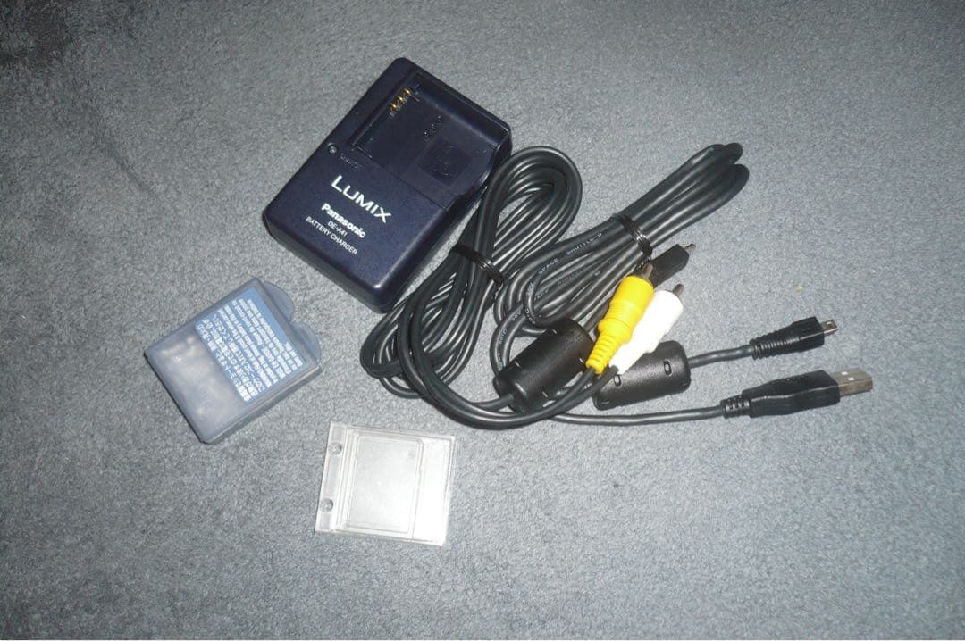 Panasonic DMC-FS2シルバー コンパクトデジタルカメラ