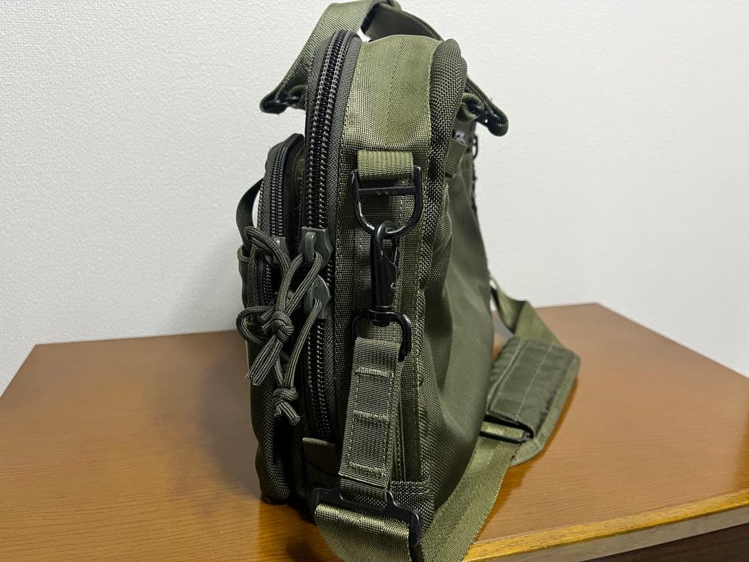 y*7様 briefing A4liner カーキ