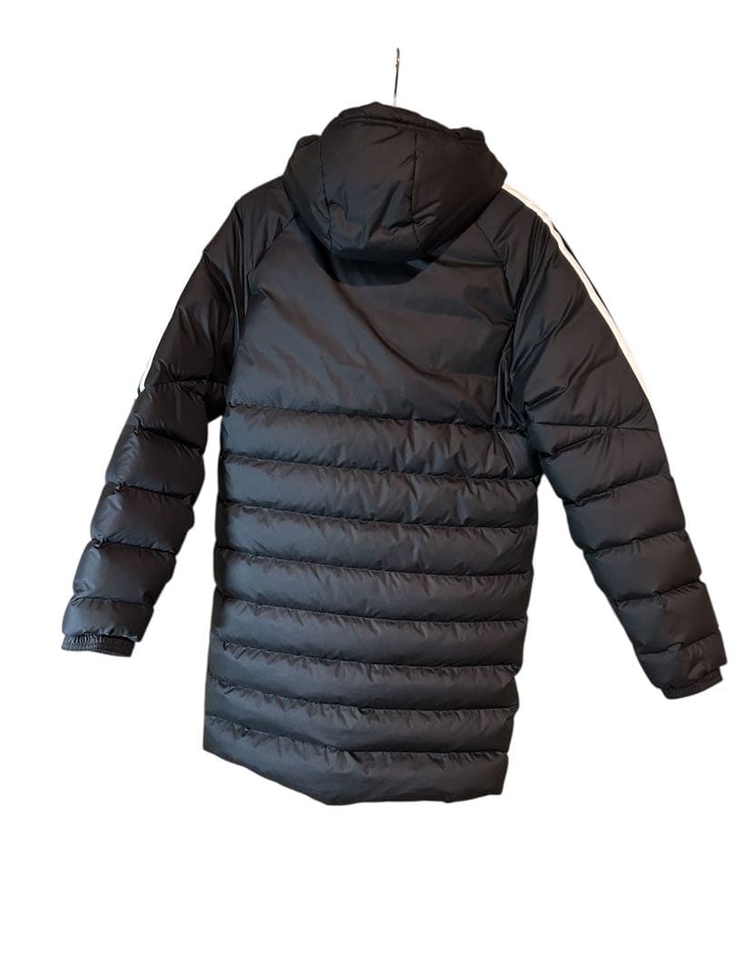 adidas 黒 ダウンコート フード付　未使用