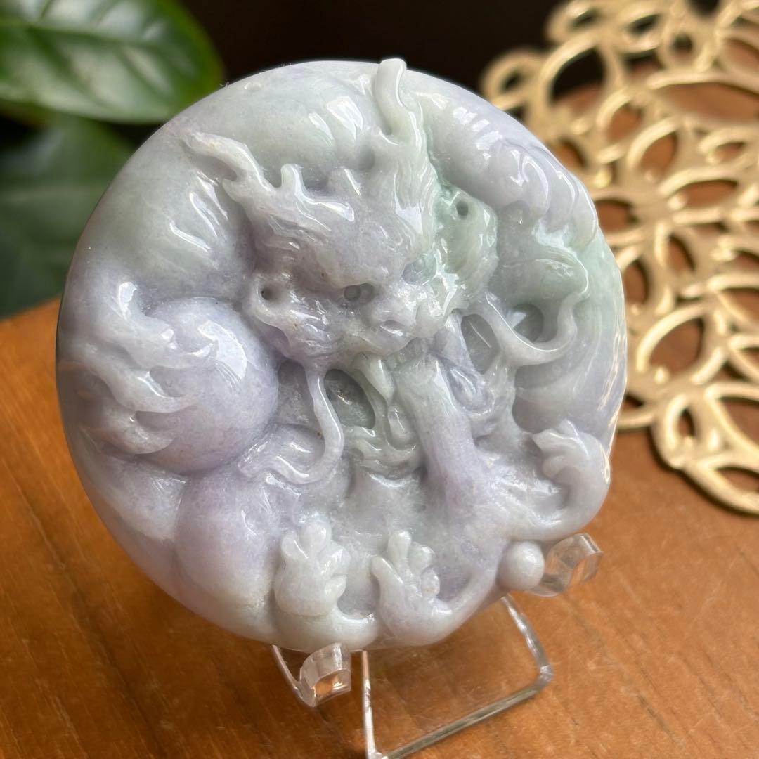 天然石 ラベンダー翡翠 龍彫り 置物55g