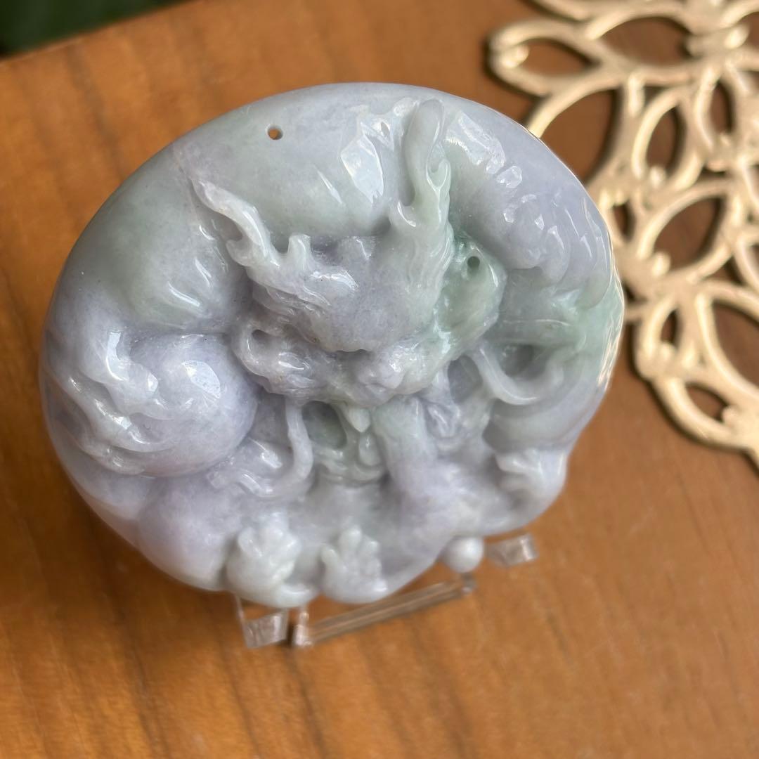 天然石 ラベンダー翡翠 龍彫り 置物55g