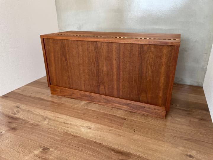 ドレッサーチェスト