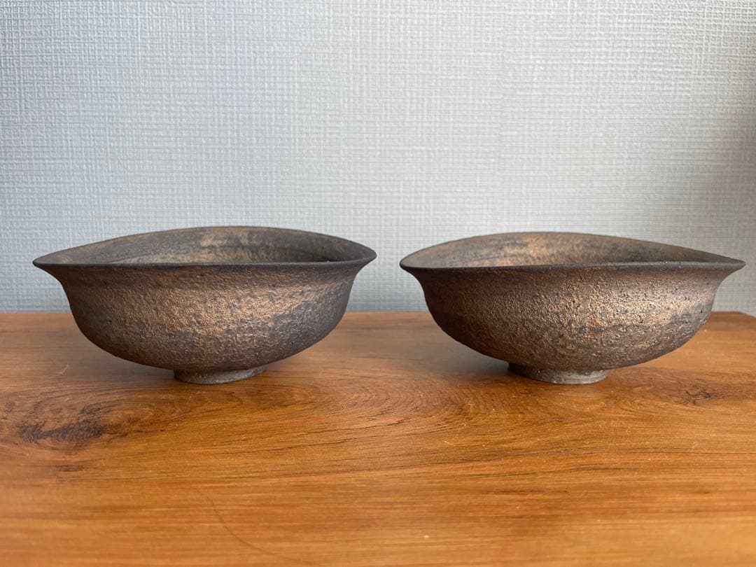 未使用品　冨部咲喜子　鉄釉　たわみ鉢　4寸　ペア　器　作家　陶芸　茶器　酒器