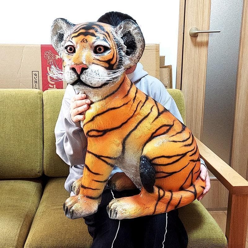本物そっくりのトラ 置物 チャイルドタイガー オブジェ 子虎 ヴィンテージ 新品