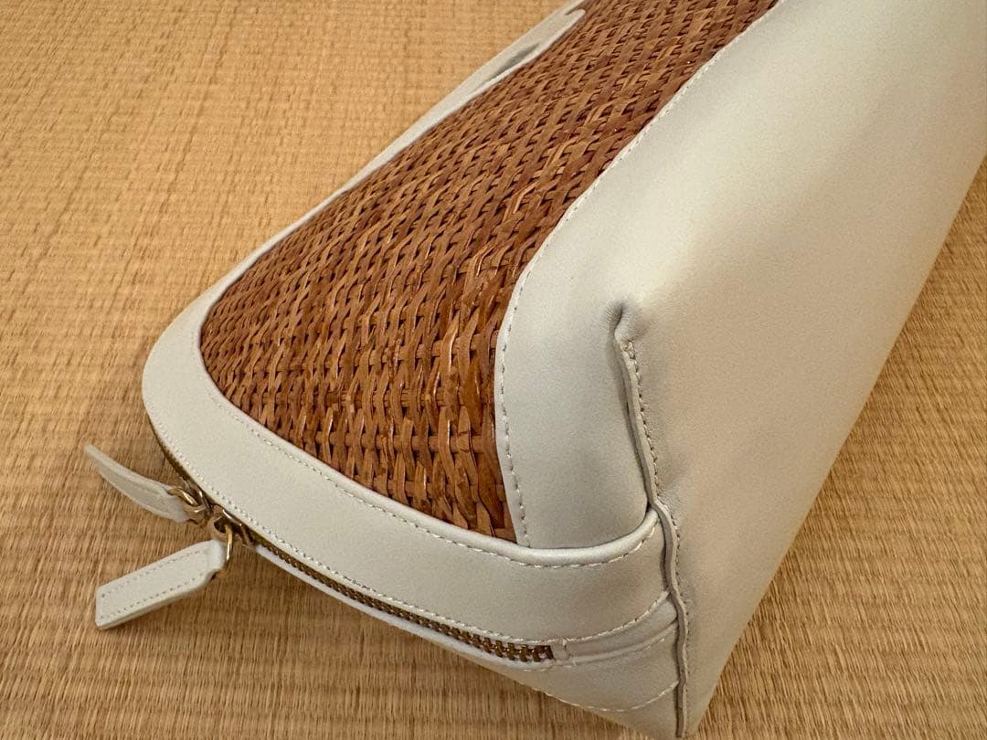 【美品】PELLICOクラッチかごバッグ ホワイトレザー