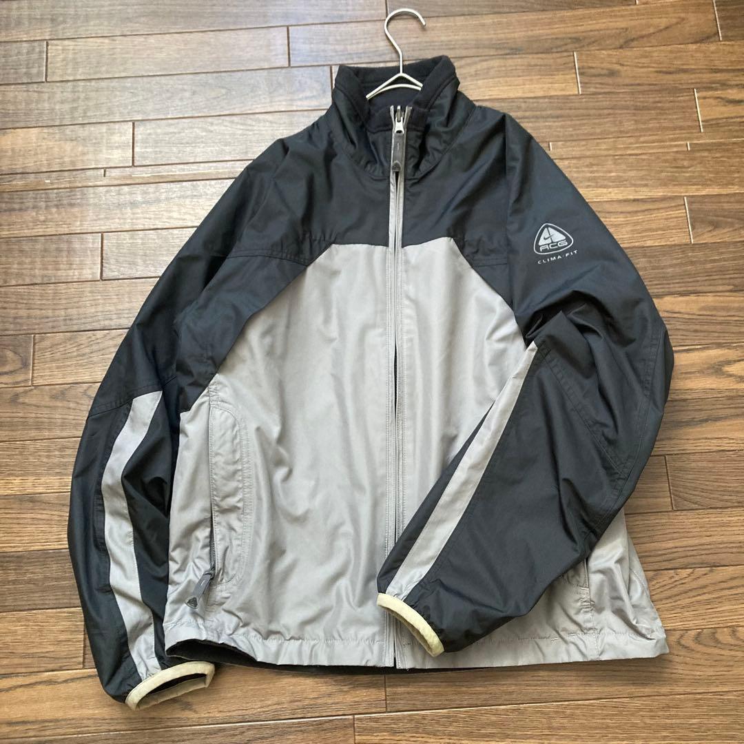 0Os \" NIKE ACG\" リバーシブルジャケット　ナイロン　フリース